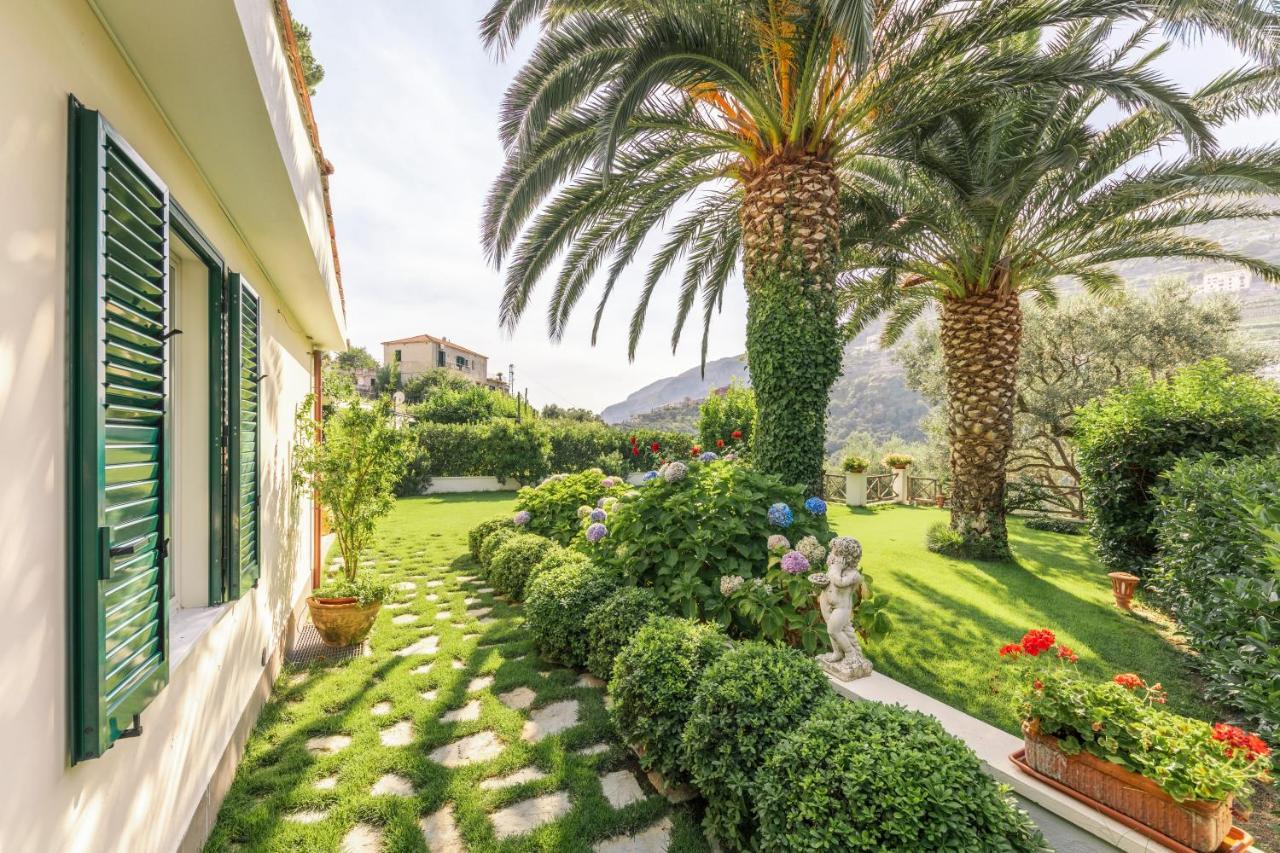 La Residenza Holiday House ラヴェッロ エクステリア 写真