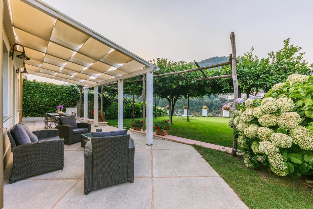 La Residenza Holiday House ラヴェッロ エクステリア 写真