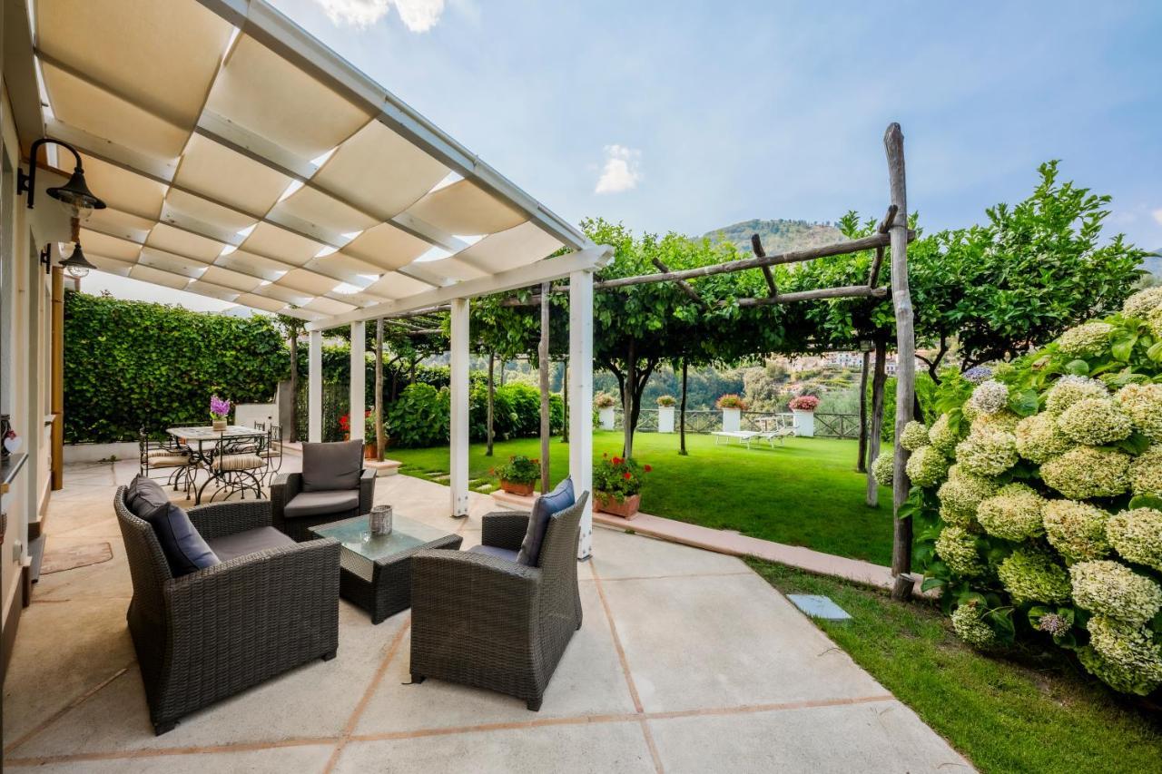 La Residenza Holiday House ラヴェッロ エクステリア 写真