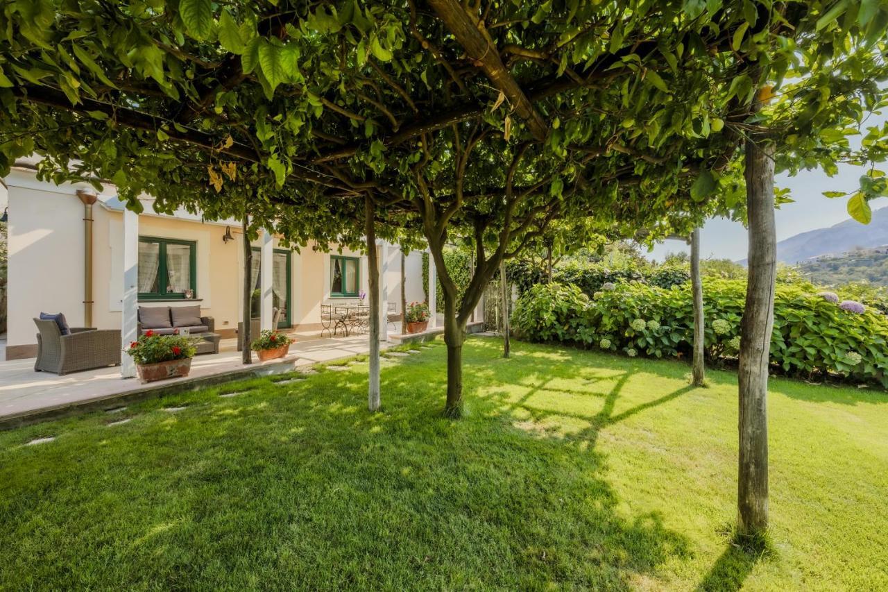 La Residenza Holiday House ラヴェッロ エクステリア 写真